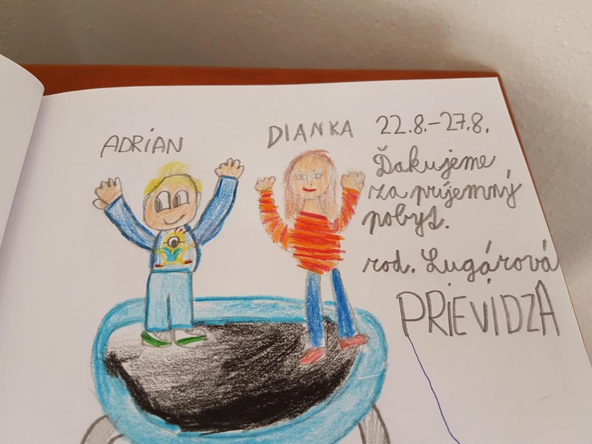 Penzion Mlynarov Dvor Dubrava 外观 照片